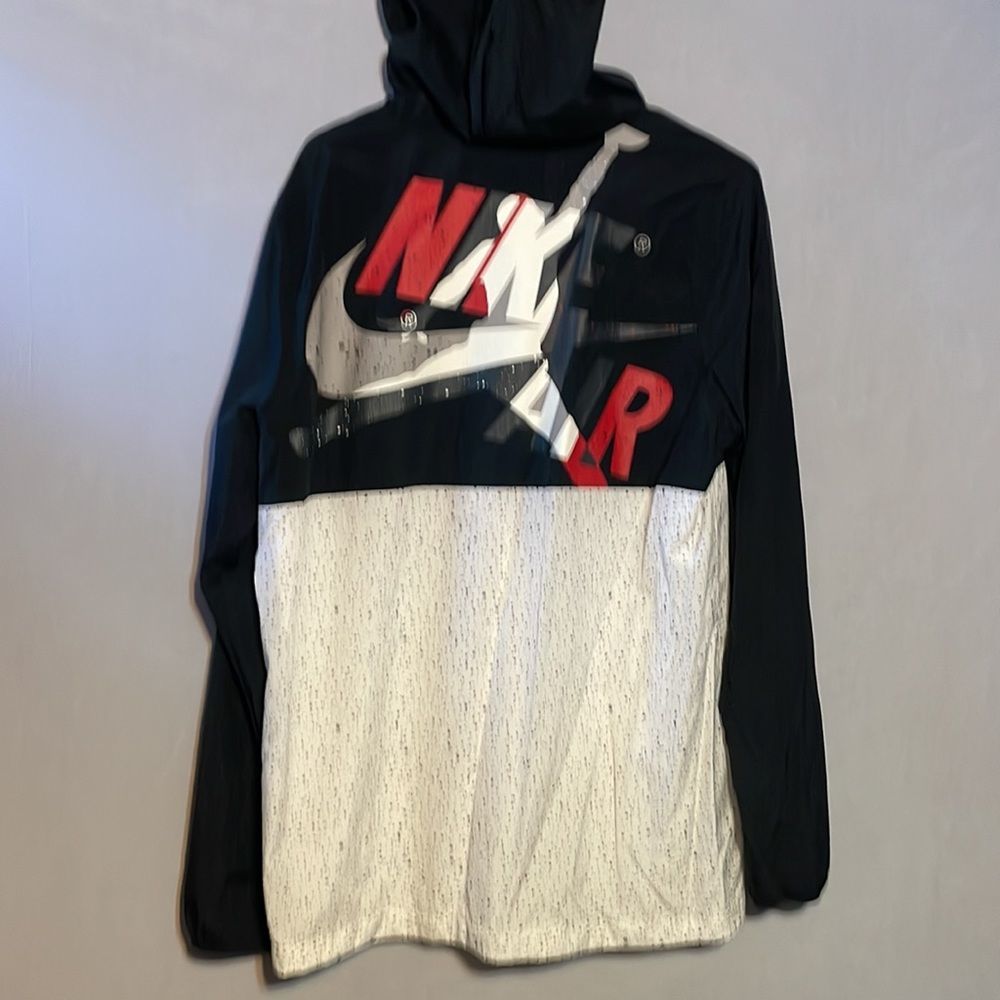 Jordan windbreaker - Picture 3 of 3